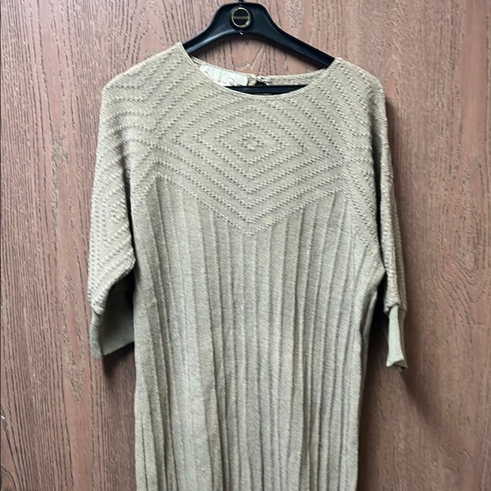 Oscar de la Renta Tan Crew Neck Sweater Chevron Knit